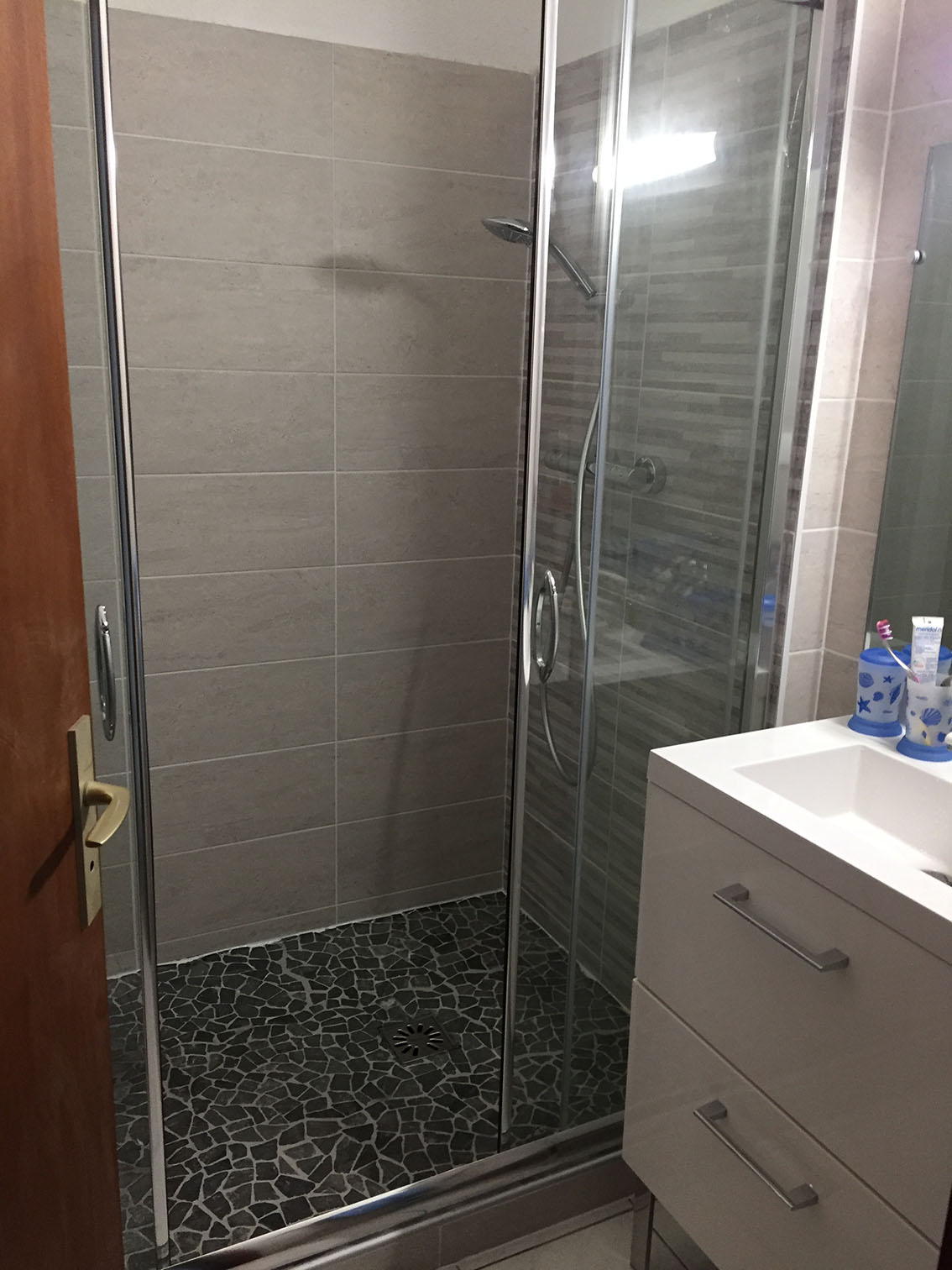 Salle de bains de l’appartement